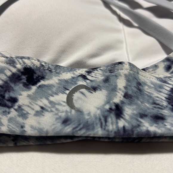 ZYIA Active sports bra - Picture 3 of 4